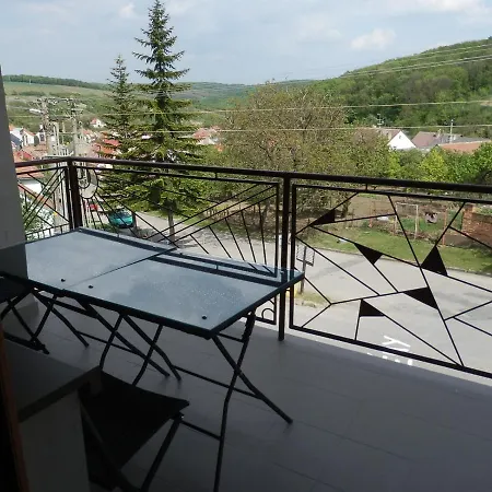 Apartmán 27 *